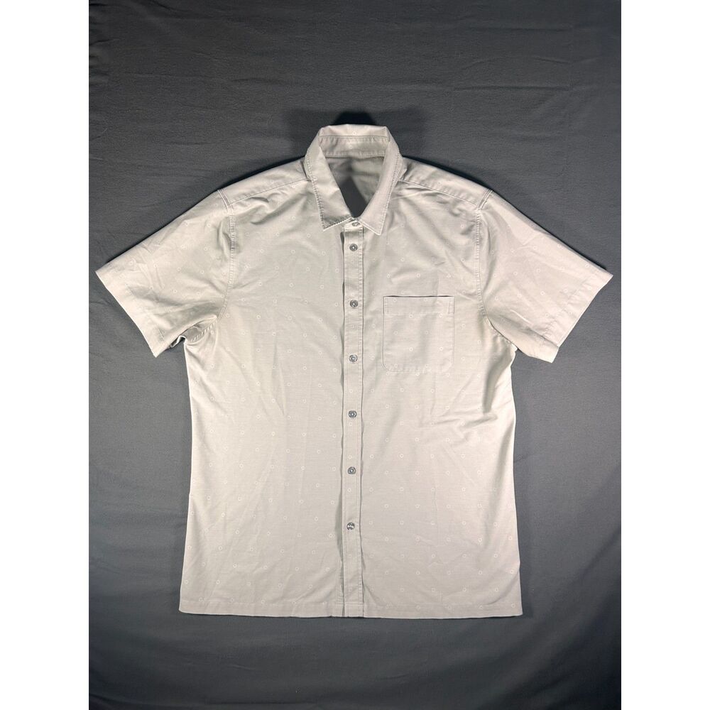 Vuori Mens Medium Short Sleeve Button Down Shirt Gray Circle Dot Business Casual